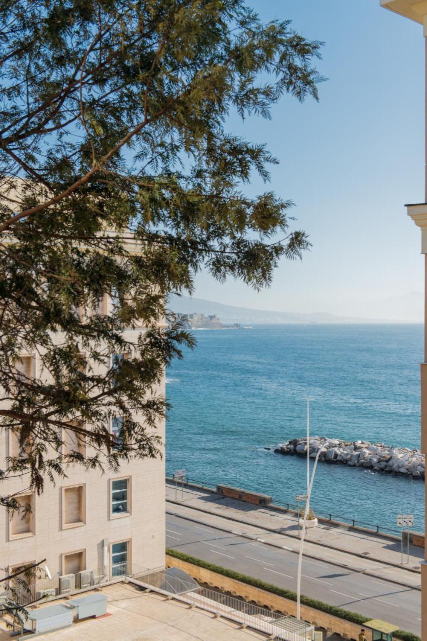 Yourelais Pergolesi * Naples