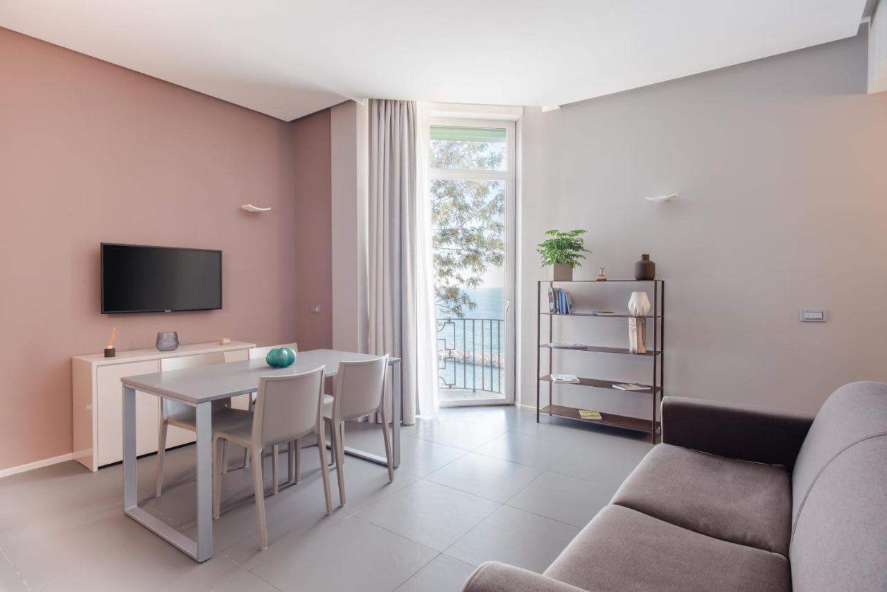 Yourelais Pergolesi Apartment